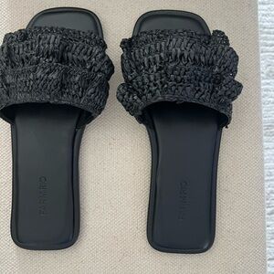 size 9 farm Rio sandals worn once. Comes with box.